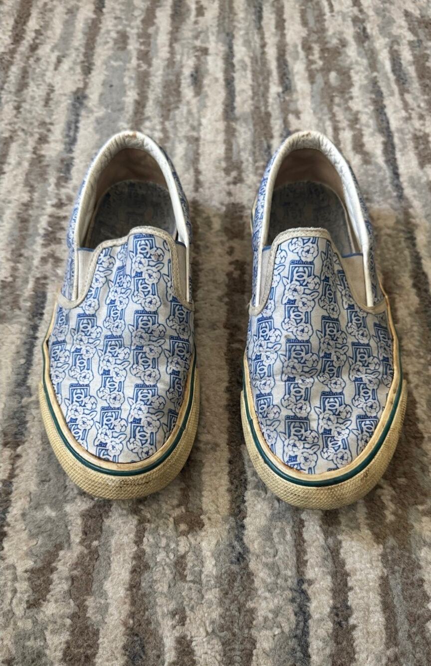 CHANEL slip-on UNIQUE sneakers blue floral Logo print size 39 Distressed - Picture 1 of 14